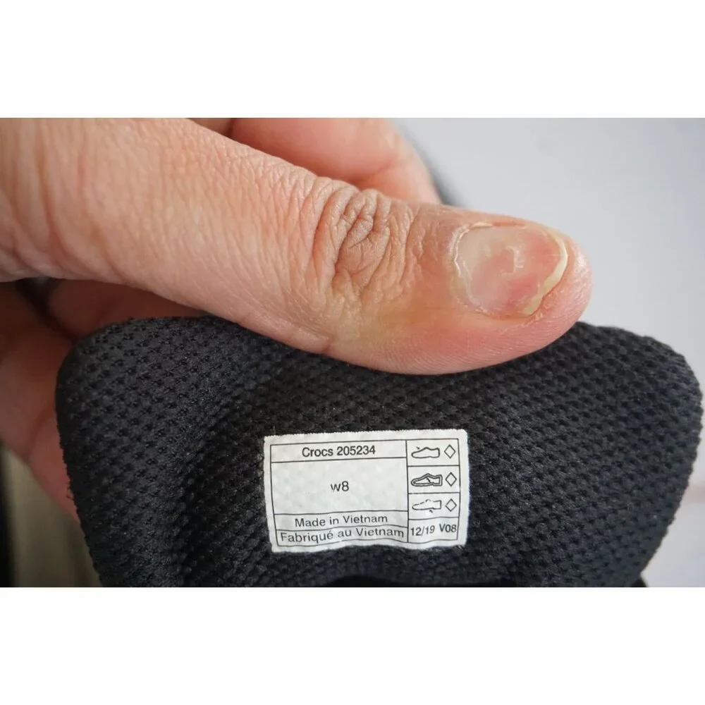 Crocs Women's Literide Pacer Lace-up Sneakers - Size 8 - Picture 7 of 10